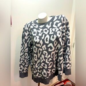 Lane Bryant Sweater Leopard Animal Print Plus Size 18/20 Gray Knit Pullover
